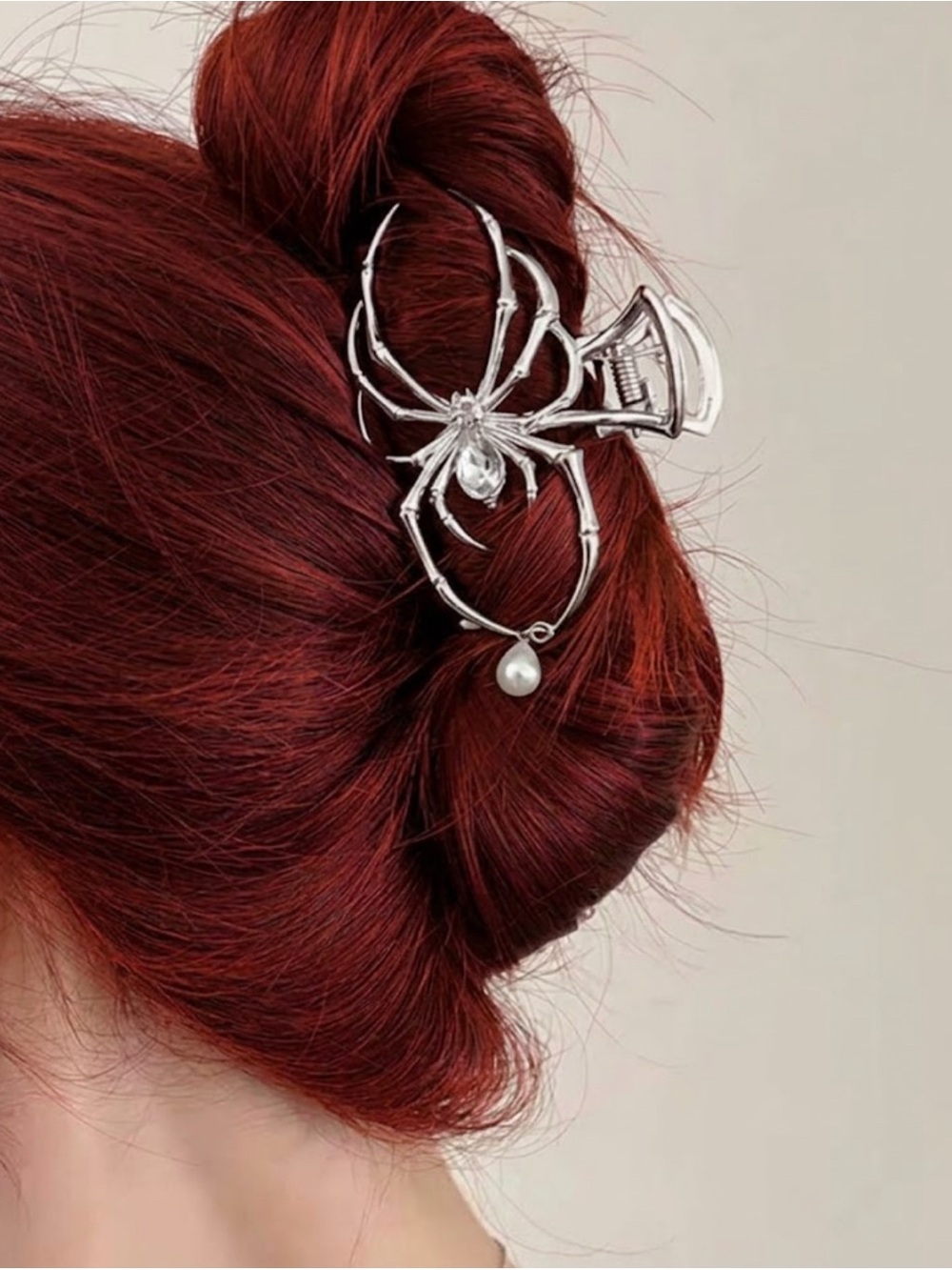 Silver Spider Pearl Hair Clip B01-01